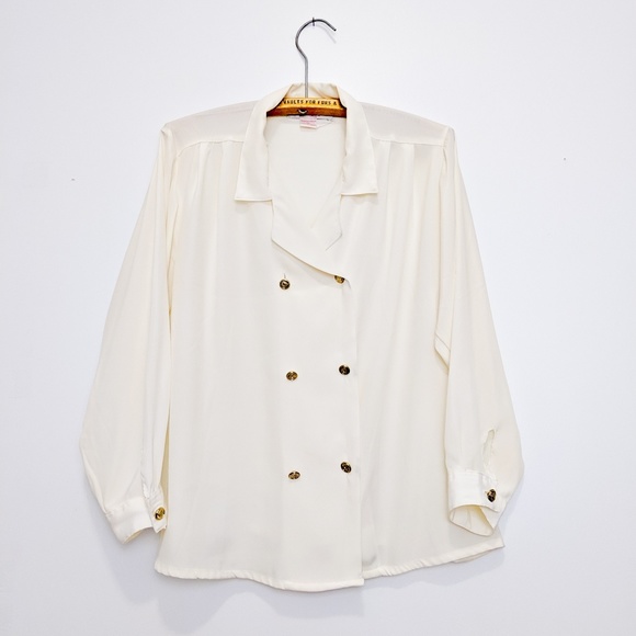 White blouse with gold buttons - Picture 2 of 3